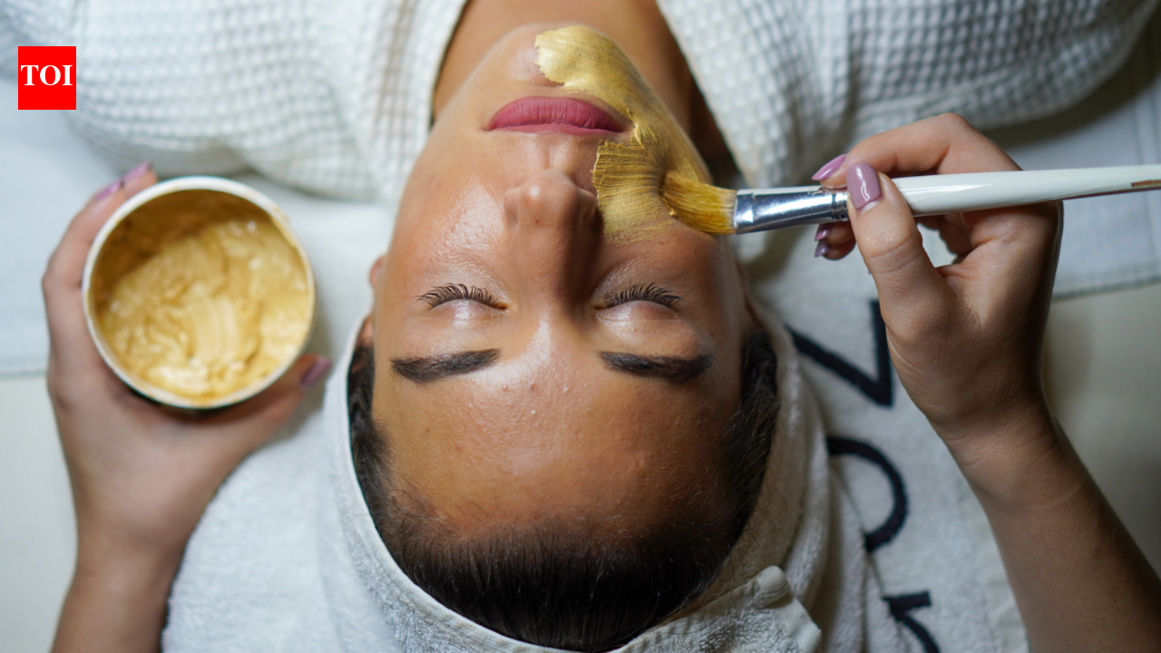 The Power of Gold Face Masks And How They Make Your Skin Radiant ...