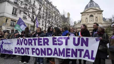 France gets closer to enshrining abortion access in its constitution