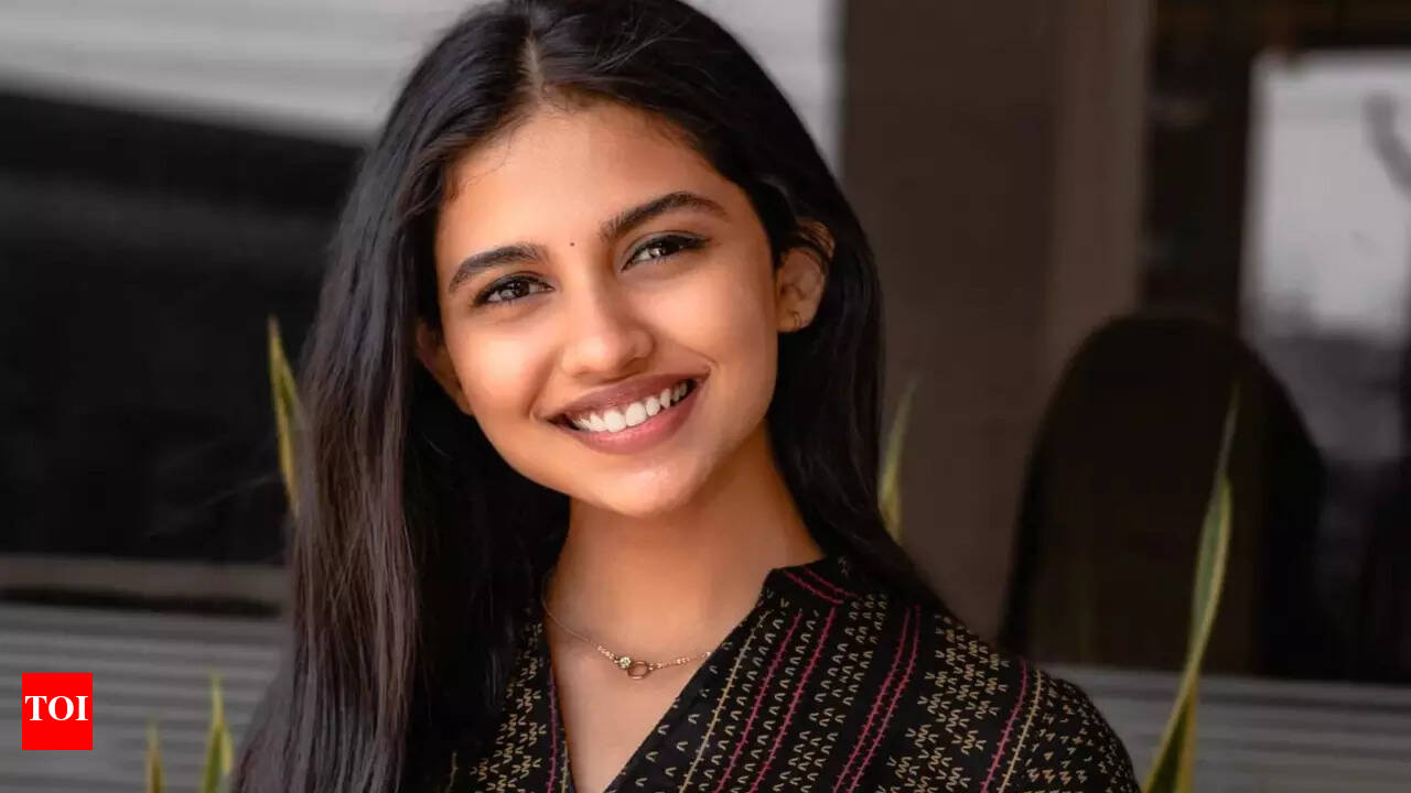 Mamitha Baiju Clears the Air about Rumours Surrounding Director Bala | - Times of India