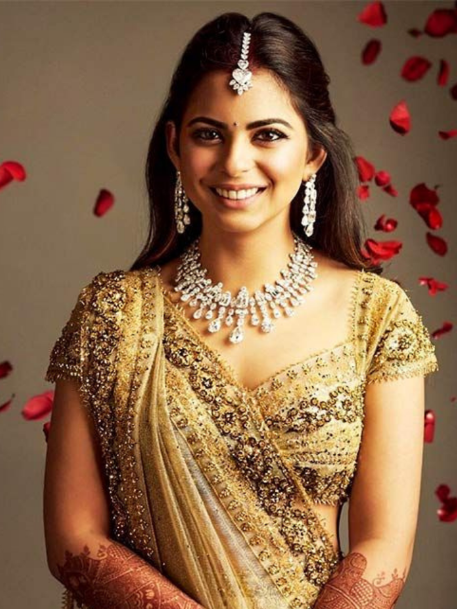 Best beauty looks of Isha Ambani