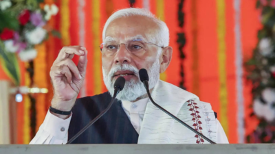 'Rangdaari on rise': PM Modi lashes out at 'anti-people' JMM-Congress alliance in Jharkhand