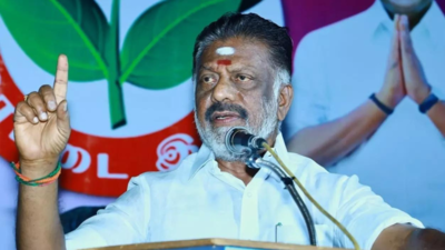 SC bins former Tamil Nadu CM O Panneerselvam's plea challenging review of discharge in DA case