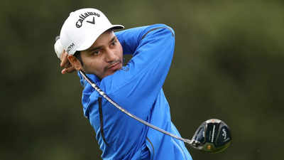 Golfer Manu Gandas fights injuries, loneliness to begin season with a bang