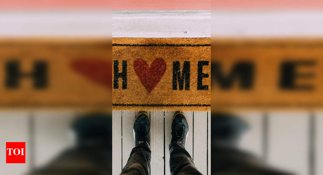 Vastu Shastra Tips Matching Door Mat Colours with Main Door Directions