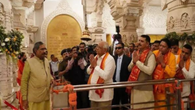 Gujarat CM visits Ram temple; calls it ‘emotional’ experience