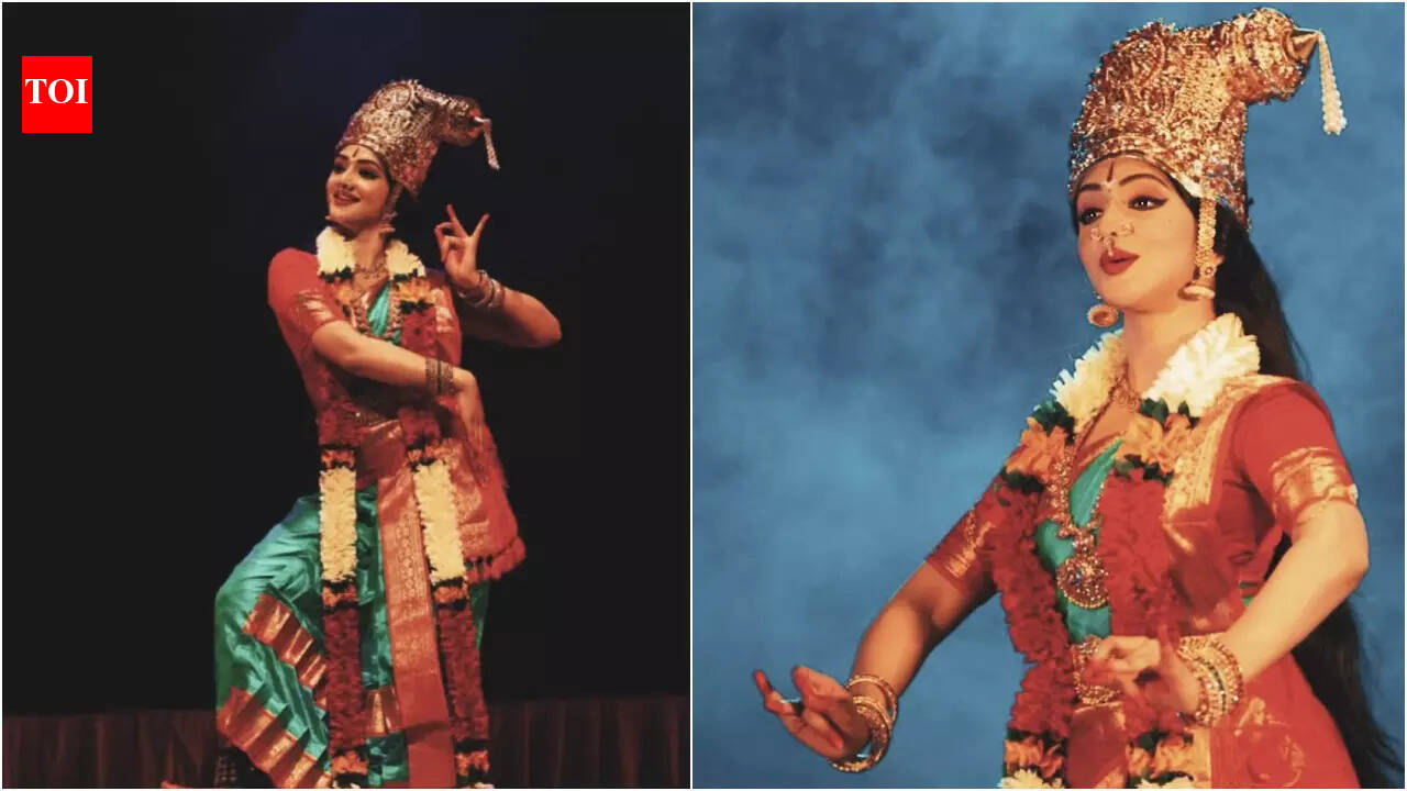 Sreeleela Performs Classical Dance After 15 Years on Stage with Senior ...