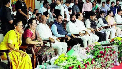 In Sharad Pawar's presence, Eknath Shinde, Fadnavis laud Ajit for Baramati work