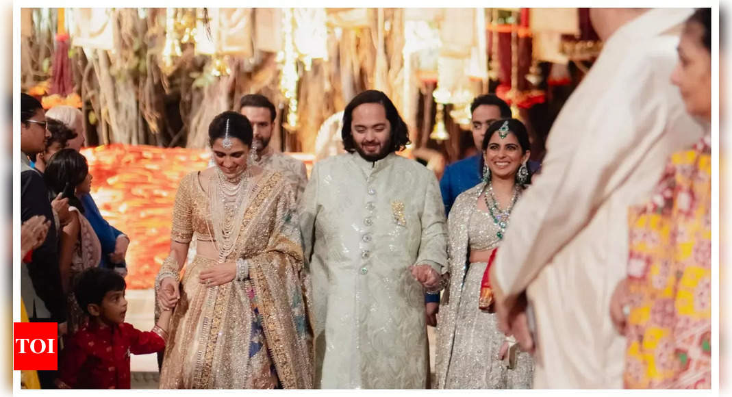 Anant Ambani-Radhika Merchant’s pre-wedding bash: The groom-to-be walks with sister Isha and sister-in-law Shloka | Hindi Movie News – Times of India