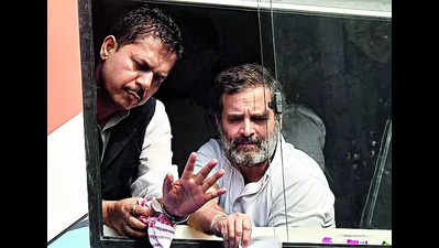 Amid wrangle for seats, Bhupen calls on Rahul