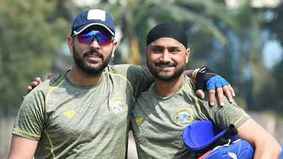 Legends Cricket Trophy to kick off with a clash between Yuvraj Singh and Harbhajan Singh in Kandy