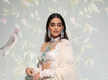 
Sonam Kapoor looks like a vision of grace in dreamy white lehenga
