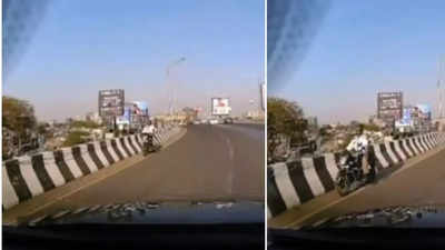 In viral video, Mumbai traffic cop drives on wrong side of Bandra flyover