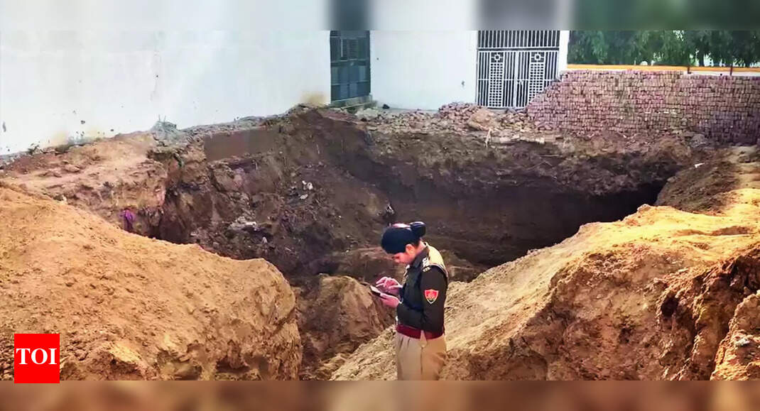 Worker Worker (22) Buried Alive as Soil Mound Caves In at Building