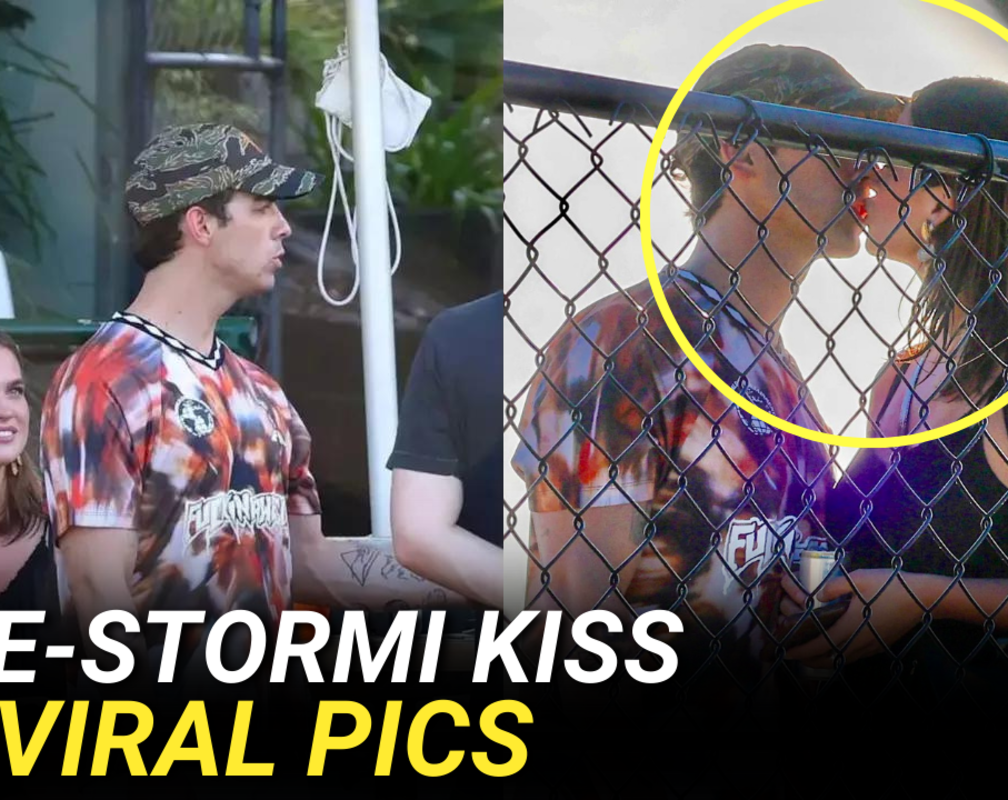 
Joe Jonas and Stormi Bree make it official! Couple snapped kissing each other in Australia
