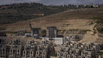 Israel pushes ahead with plans for 3,500 settler homes - Times of India