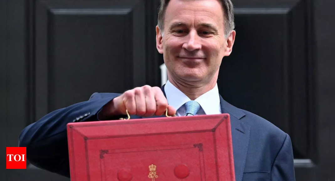 UK Chancellor Jeremy Hunt abolishes non-domiciled status – Times of India