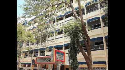 Malad college applies to state for cluster univ