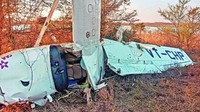 Trainee pilot hurt as snag brings down plane
