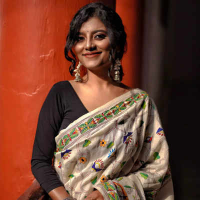 Paushali Sahu releases her first Bengali original composed by Jeet Gannguli