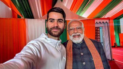 'My friend Nazim': PM Modi shares selfie with entrepreneur in J&K