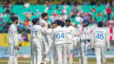 5th Test: Kuldeep Yadav magic spooks England in Dharamshala
