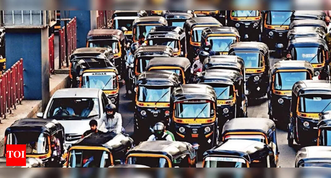 Traffic jams intensify in suburbs as 30,000 more autos flood roads in 9 months Mumbai News