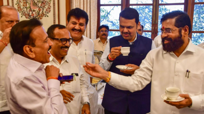As Shirsat now takes potshots at Fadnavis, Bhuse claims all is well