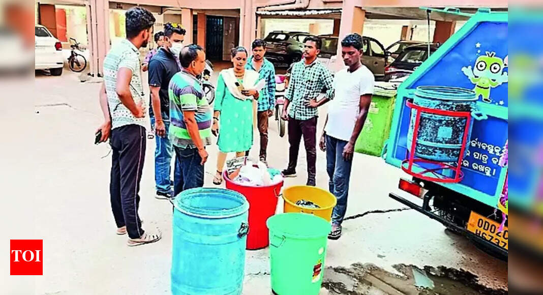 BMC Plans: BMC Plans Dry-Wet Waste Lessons for 'Indifferent' Highrise Residents | Bhubaneswar News - Vimarsana News