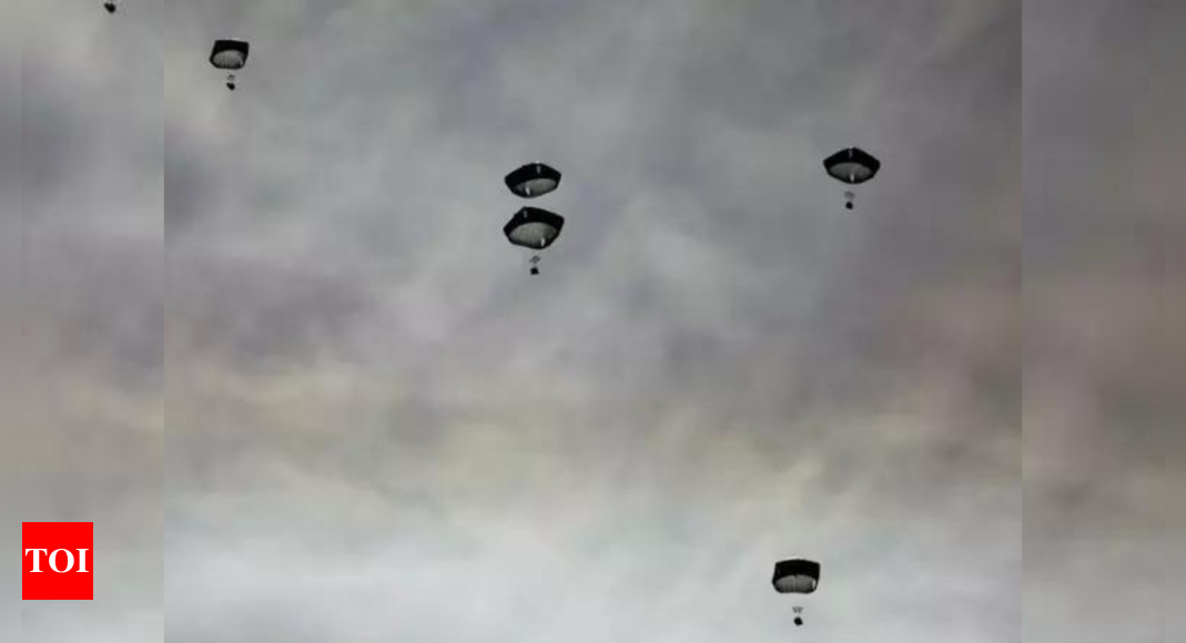 Israel-Hamas war: 5 killed, several injured as parachute fails to open during aid drop in Gaza – Times of India