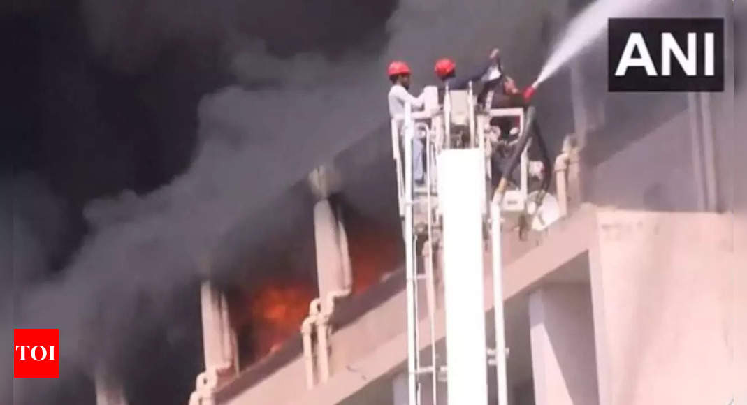 fire breaks out at Vallabh Bhavan State Secretariat in Bhopal