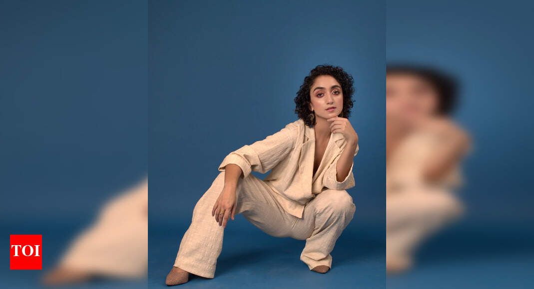 Jawan girl Sanjeeta Bhattacharya's new single Manchala Dil is out on International Women's Day | Bengali Movie News - Vimarsana News
