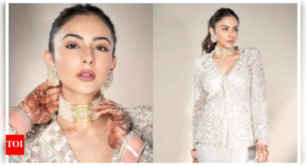 Rakul Preet shimmers in white, says 'fashion with chooda izza vibe' | Hindi Movie News - Vimarsana News