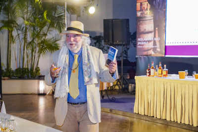 Author-whiskey critic Jim Murray hosts tasting session in Kolkata