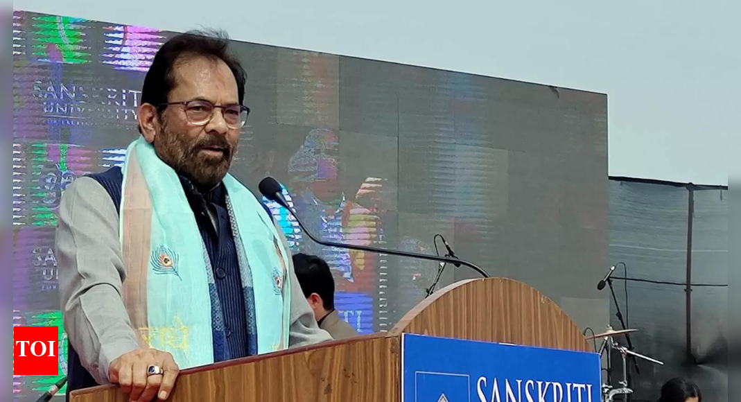 PM Modi destroyed corruption, dynastic politics: Mukhtar Abbas Naqvi | India News - Vimarsana News