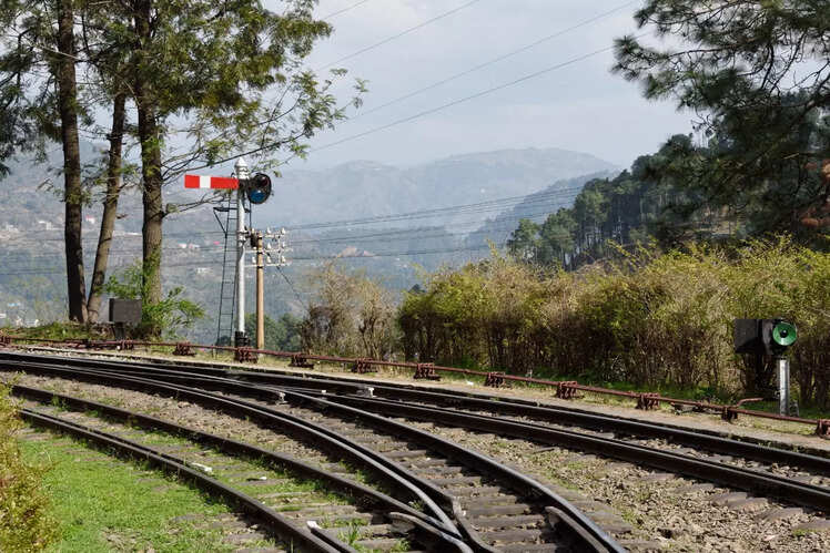 Scenic stations