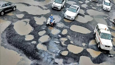BMC's responsibility to ensure motorable roads in Mumbai: HC on accidents due to potholes