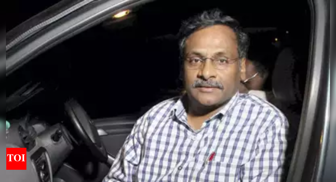 Maoist links case: Supreme Court dismisses Maharashtra government appeal seeking stay of ex-DU prof G N Saibaba | India News - Vimarsana News
