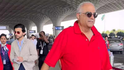 Boney Kapoor heads out with Janhvi Kapoor's rumored beau Shikhar Pahariya: video inside