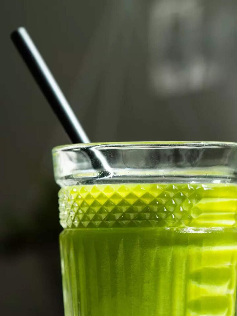 lauki-juice-8-reasons-to-drink-lauki-raw-ginger-juice-in-the-morning