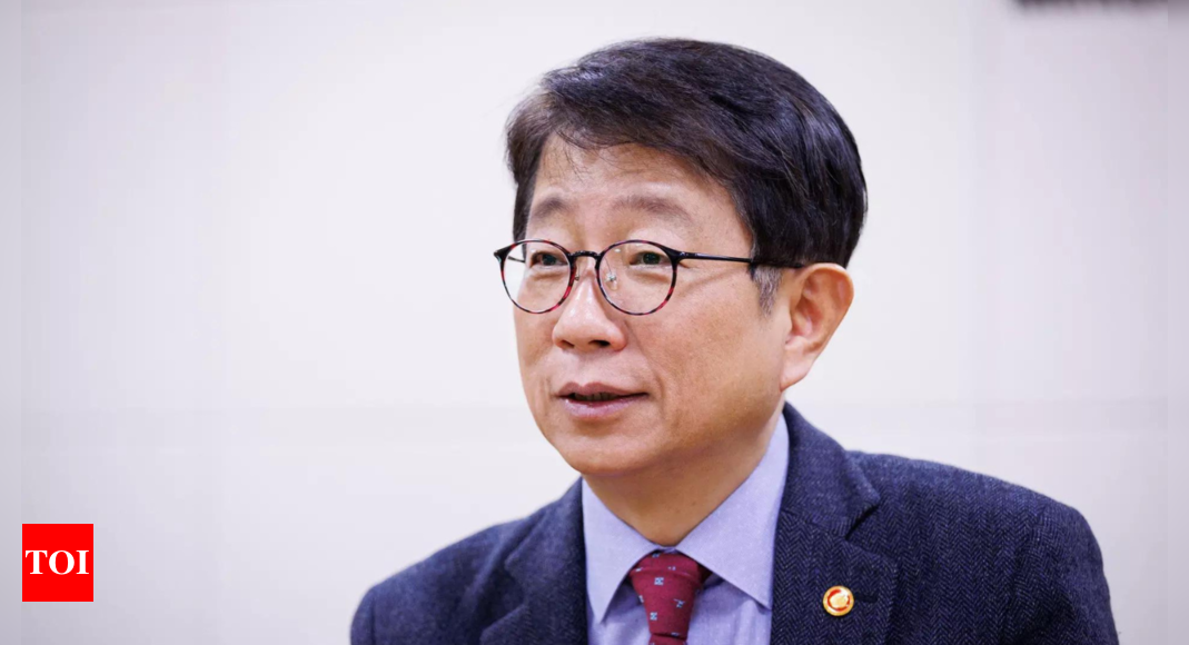 South Korea’s land minister bearish on property as population ages – Times of India