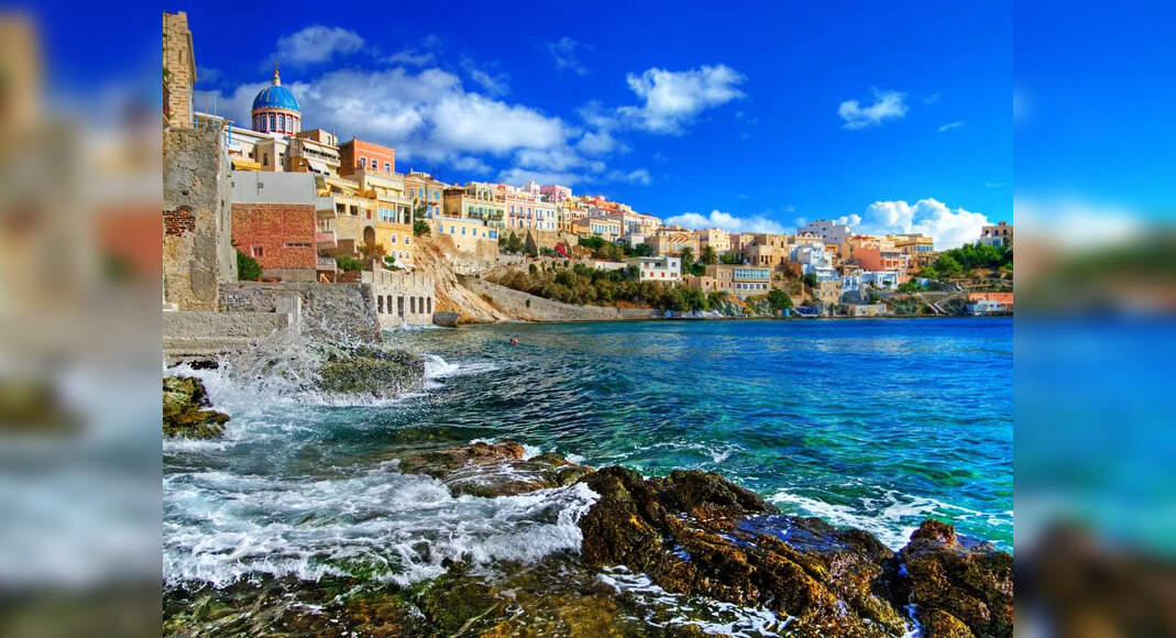 Syros in Greece voted as the best destination for solo travellers!