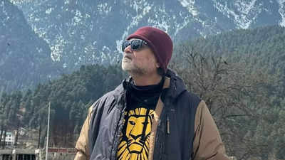 ‘It is Feluda time’; filmmaker Srijit Mukherji lands in Kashmir; his next ‘Bhushwargo Bhoyonkor’s shoot starts soon