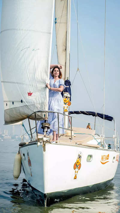Exclusive: Nargis Fakhri goes sailing in Mumbai! Hops on a boat at Gateway of India; see pics