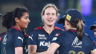 WPL: Ellyse Perry's record six-wicket haul decimates Mumbai Indians ...