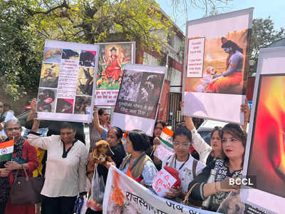 Animal lovers protest demanding justice for animals in Rajasthan