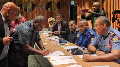Warring tribes sign ceasefire in Papua New Guinea