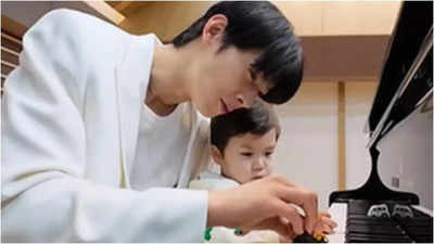 ASTRO s Cha Eun Woo meets the baby named after him K pop Movie