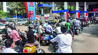 Fuel prices slashed by Rs 2: Check prices of petrol and diesel in Mumbai