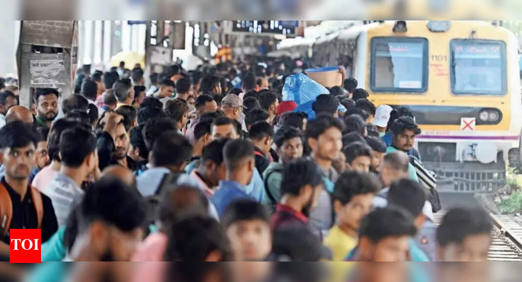 Two busy Dadar platforms on CR to be unified for easing congestion ...