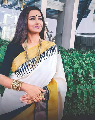 Women are doshobhuja. We can juggle many roles : Rachna Banerjee